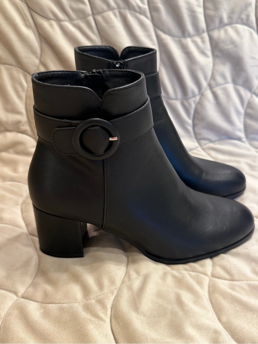 Metropolitan View Women's Black Ankle Booties with Round Buckle Accent 10